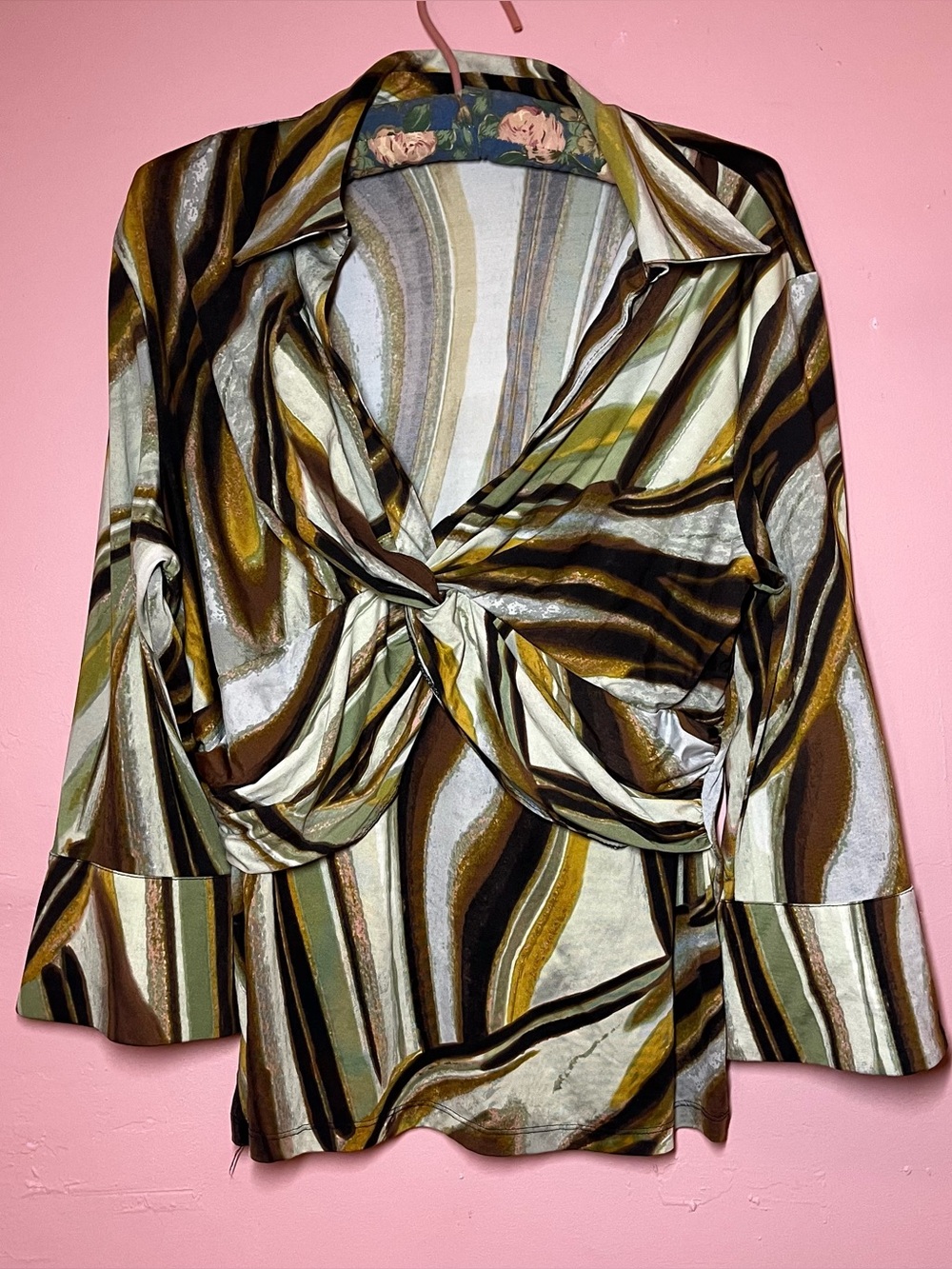 Essentials by Milano vintage y2k twist front blouse top size large